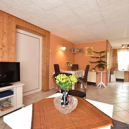 Roofed Holiday In With Terrace And Country Views Semesterbostad Kröpelin