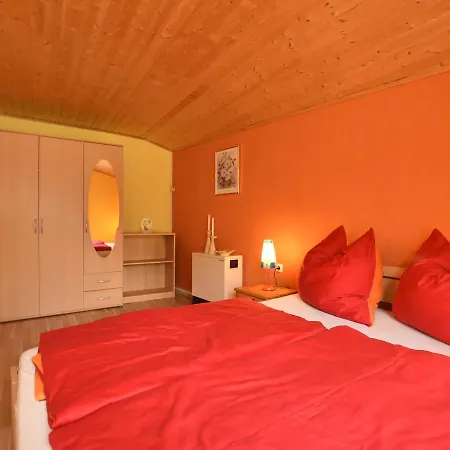 Semesterbostad Roofed Holiday In With Terrace And Country Views